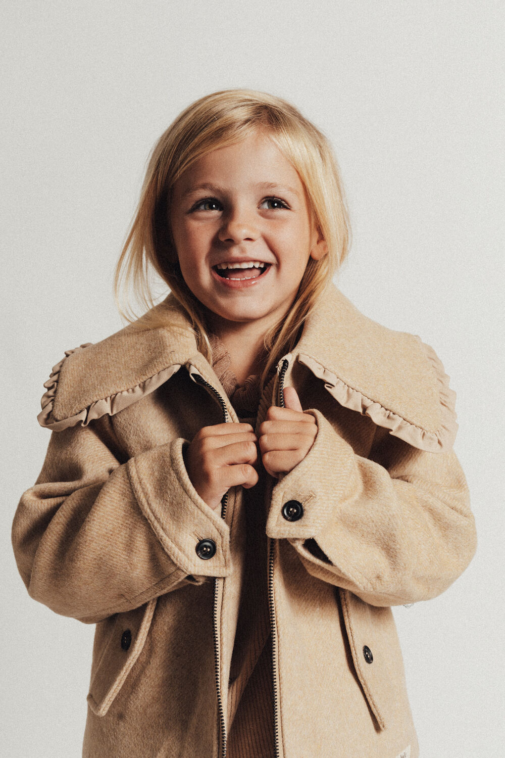 Camelfarbene BAJE STUDIO Jack ROSE - large