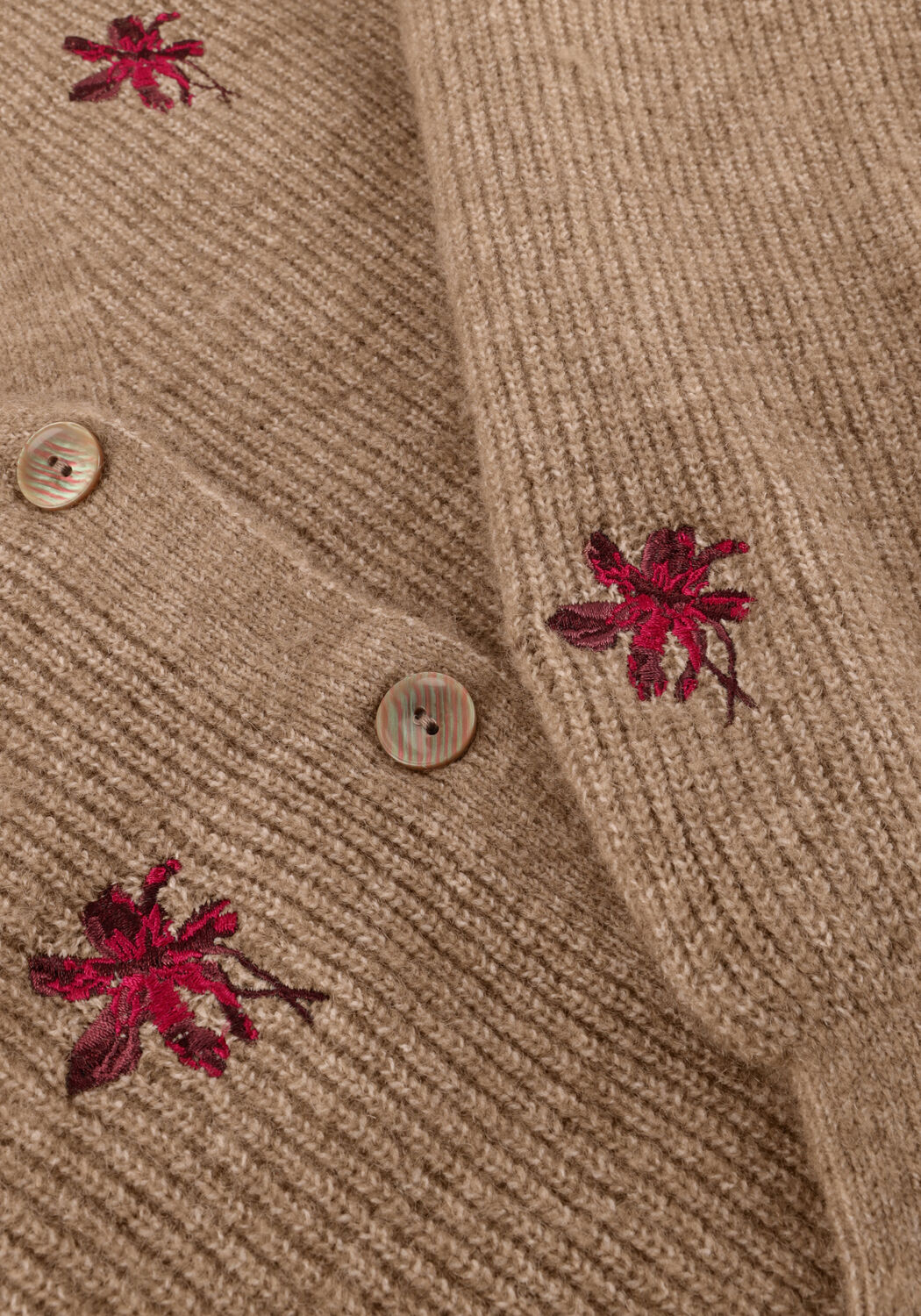 Camelfarbene Y.A.S. Strickjacke YASFLEUR LS KNIT CARDIGAN - large