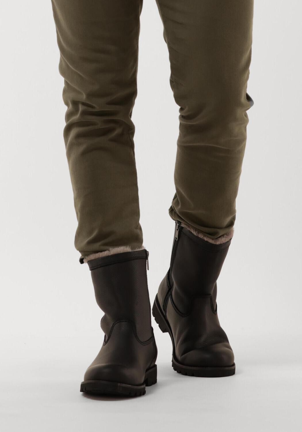 Schwarze PANAMA JACK Winterstiefel FEDRO IGLOO - large