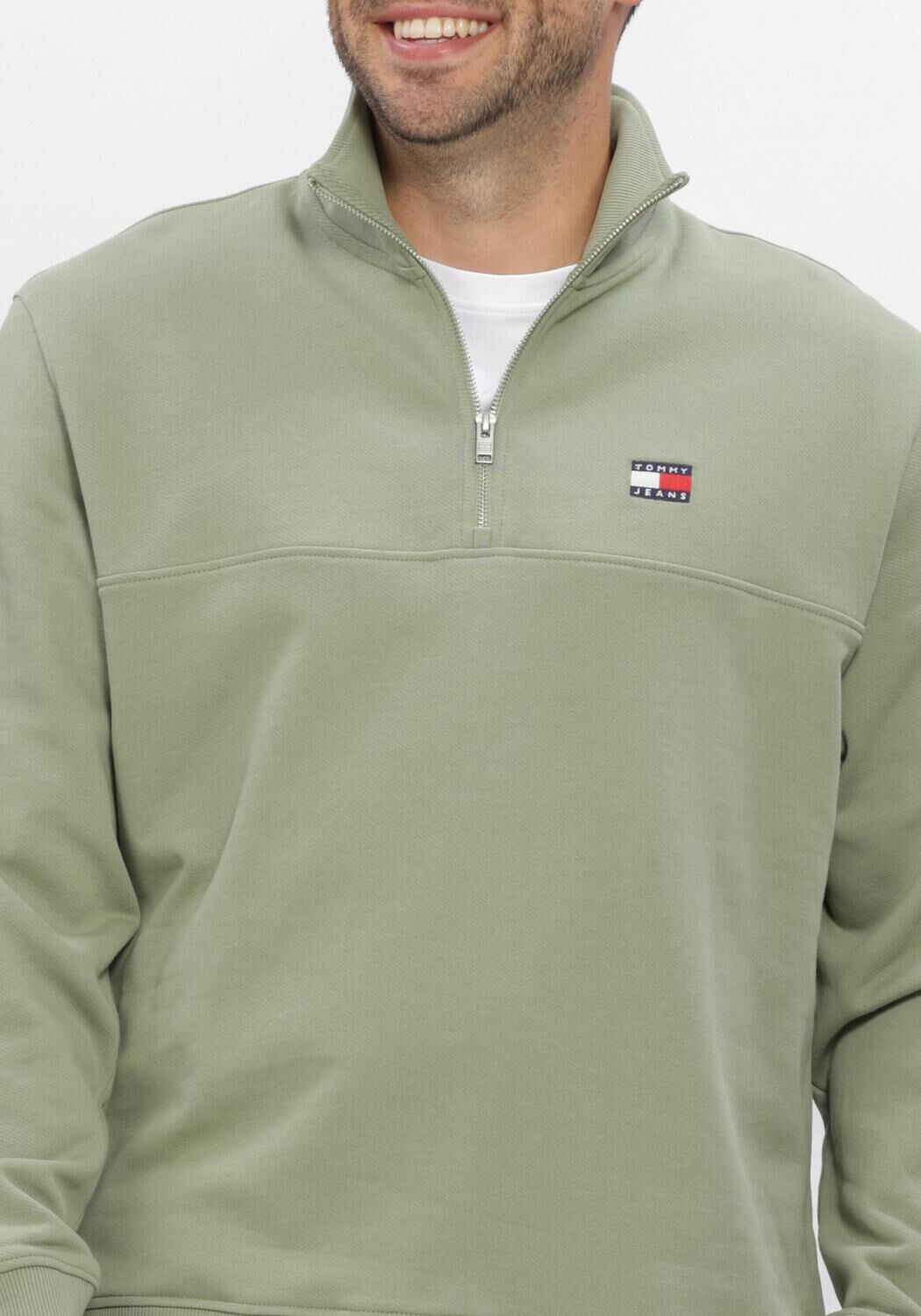 Gr&uuml;ne TOMMY JEANS Sweatshirt TJM REG BADGE QZ EXT - large