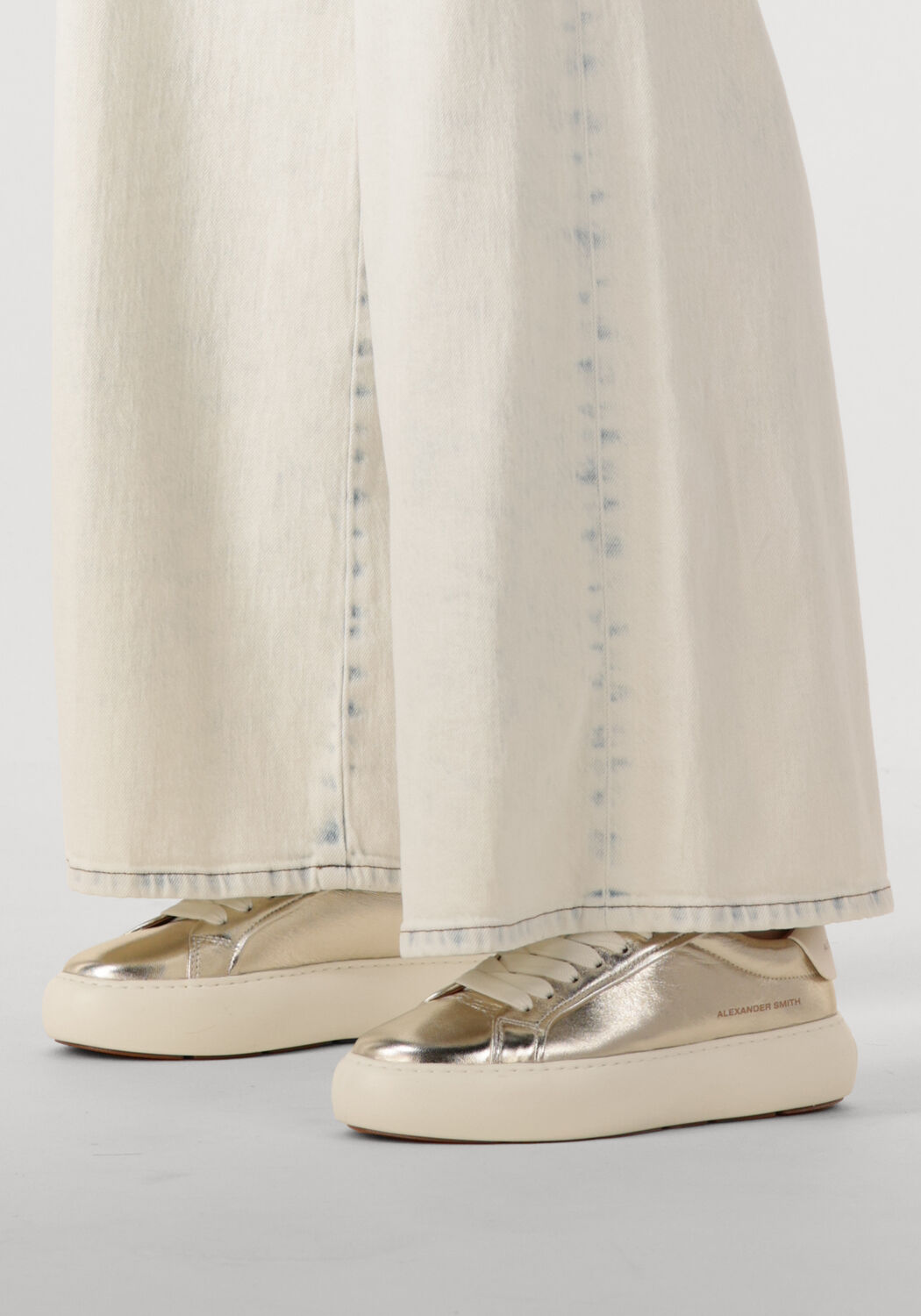 Goldfarbene ALEXANDER SMITH Sneaker Low 3565 - large