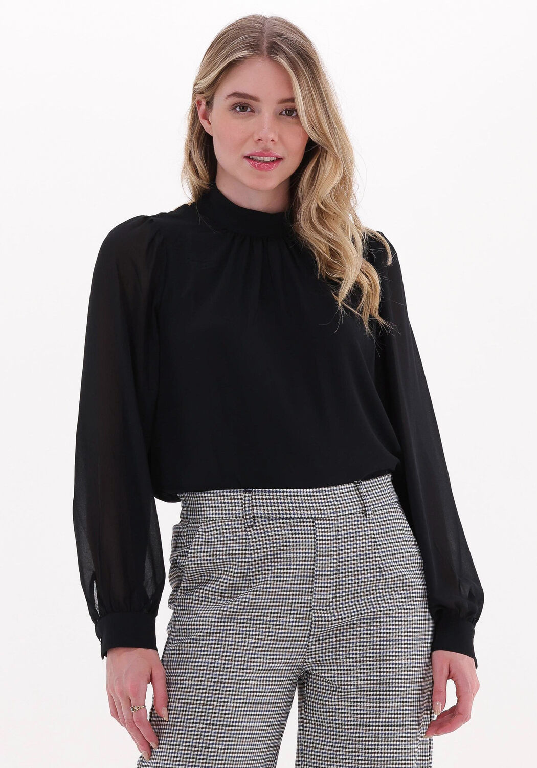 Bluse high neck clearance