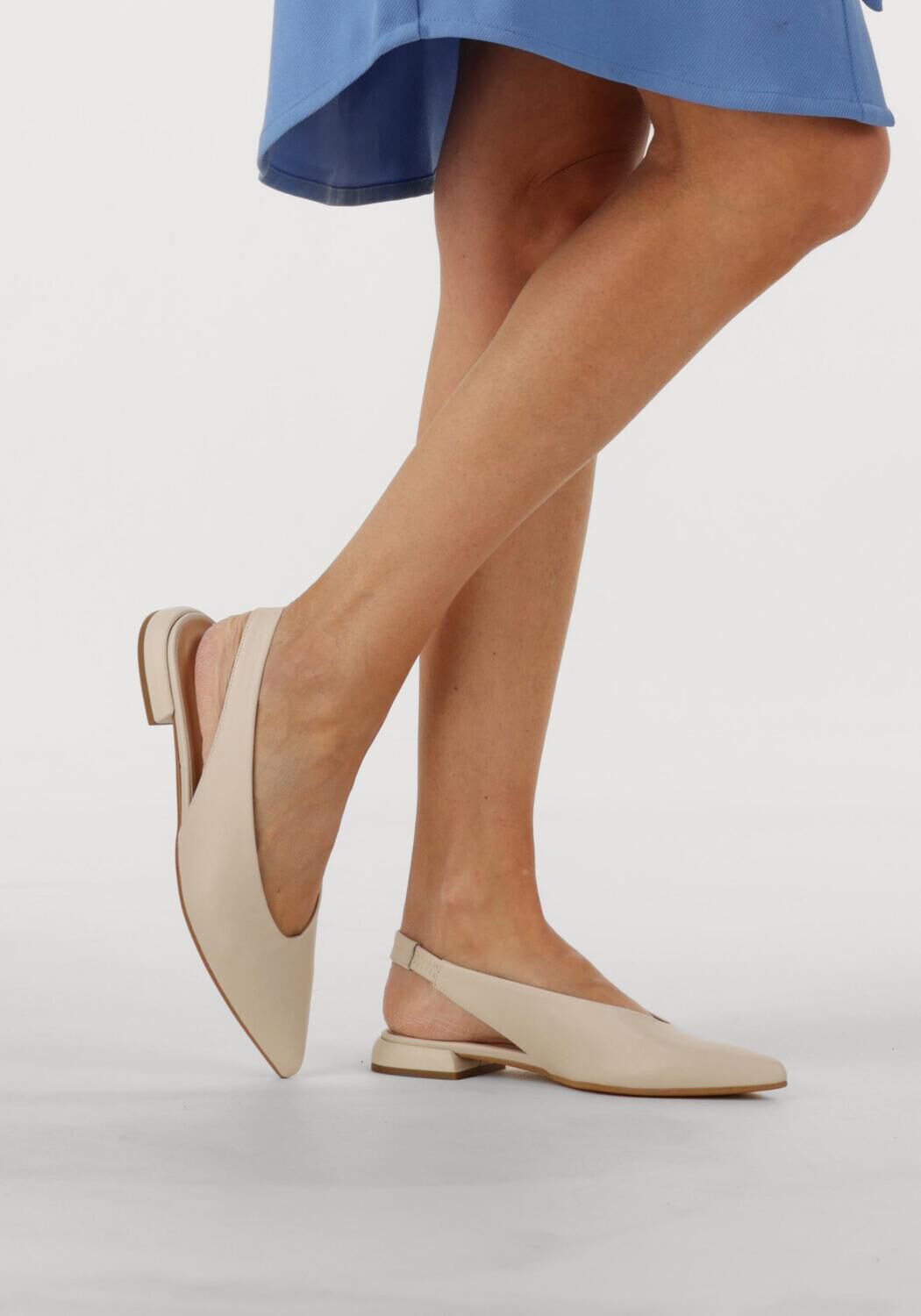 Wei&szlig;e NOTRE-V Slingbacks 12218 - large