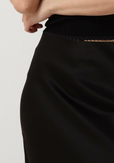 Schwarze Y.A.S. Maxirock YASPELLA HW MAXI SKIRT - large