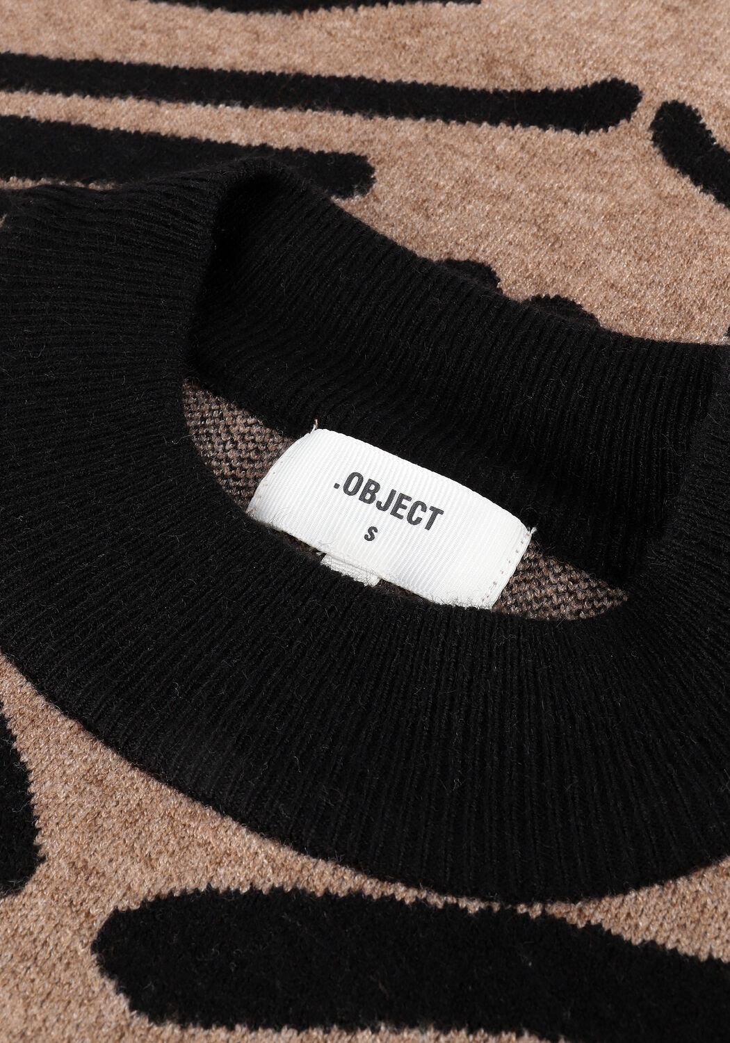 Camelfarbene OBJECT Minikleid THESS L/S JACQUARD KNIT DRESS - large