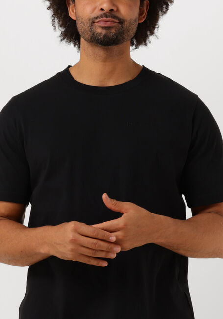 Schwarze PEAK PERFORMANCE T-shirt M ORIGINAL SMALL LOGO TEE - large