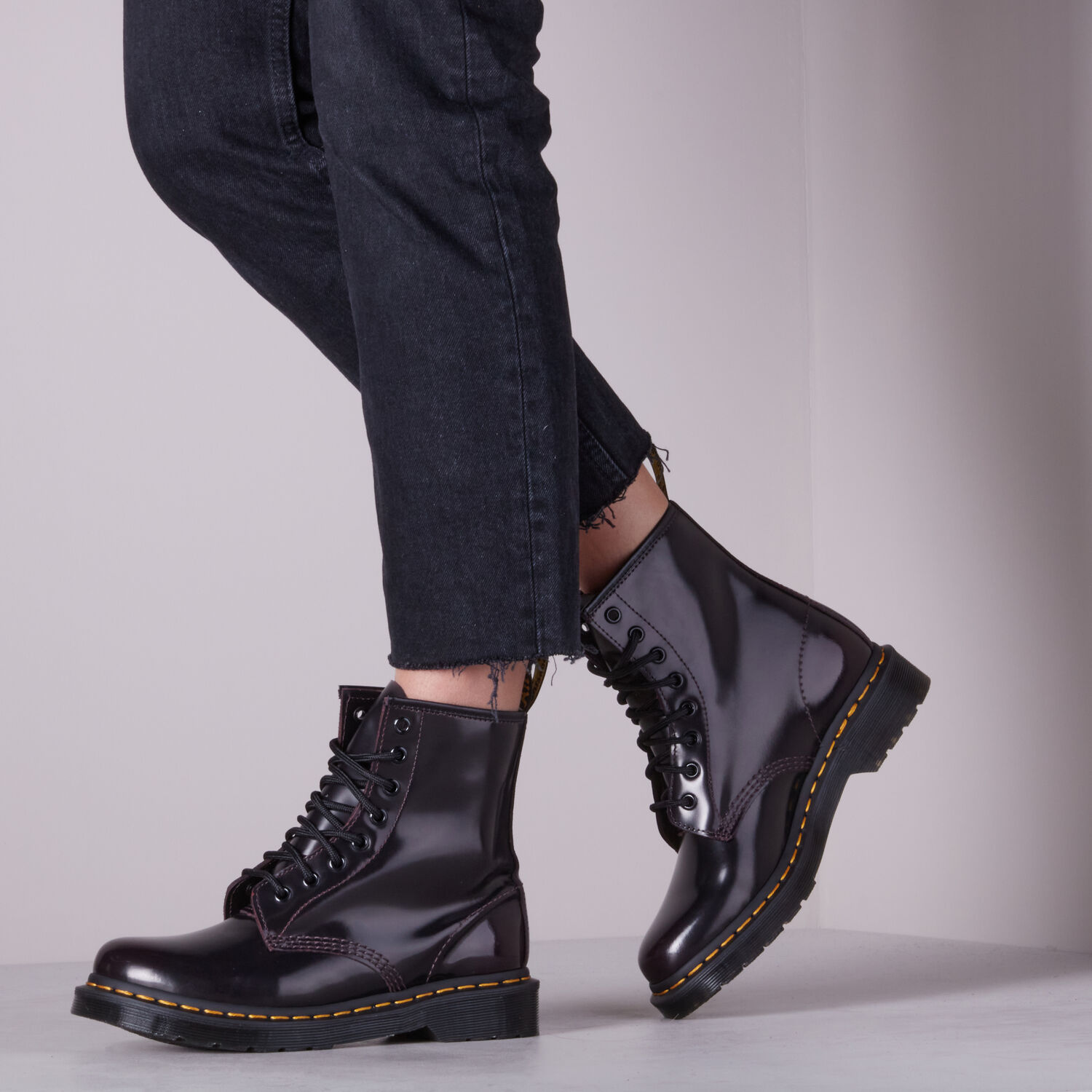 Schwarze DR MARTENS Schn&uuml;rboots 1460 W - large