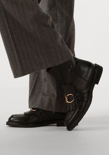 Schwarze FRED DE LA BRETONIERE Ankle Boots PARIS HAY - large