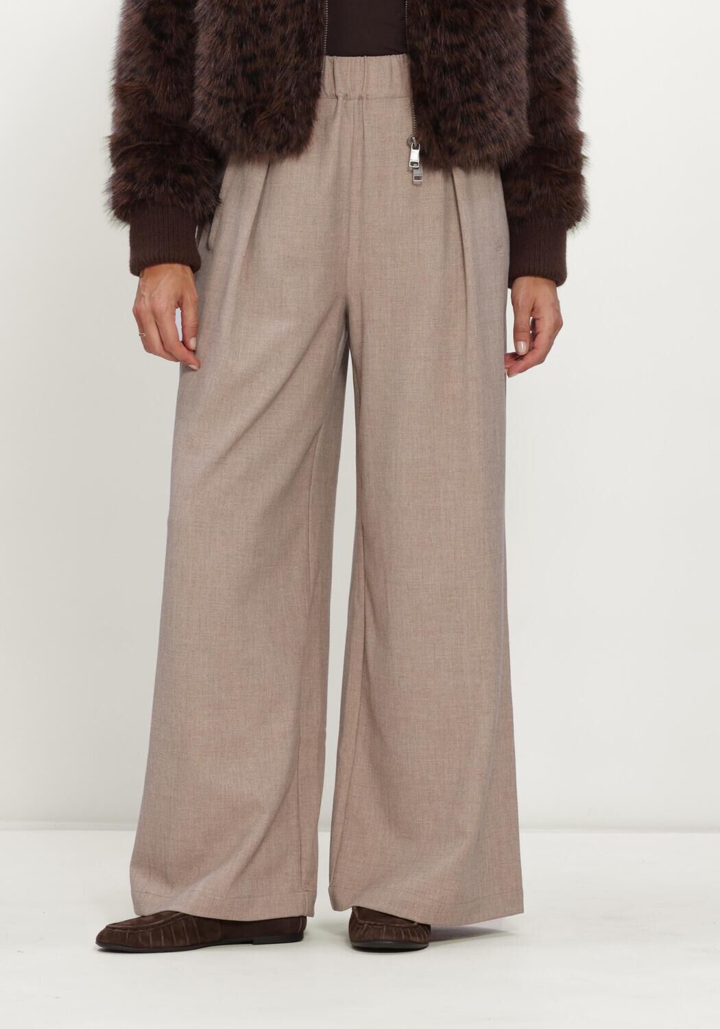 Beige CIRCLE OF TRUST Weite Hose MARLON PANTS - large