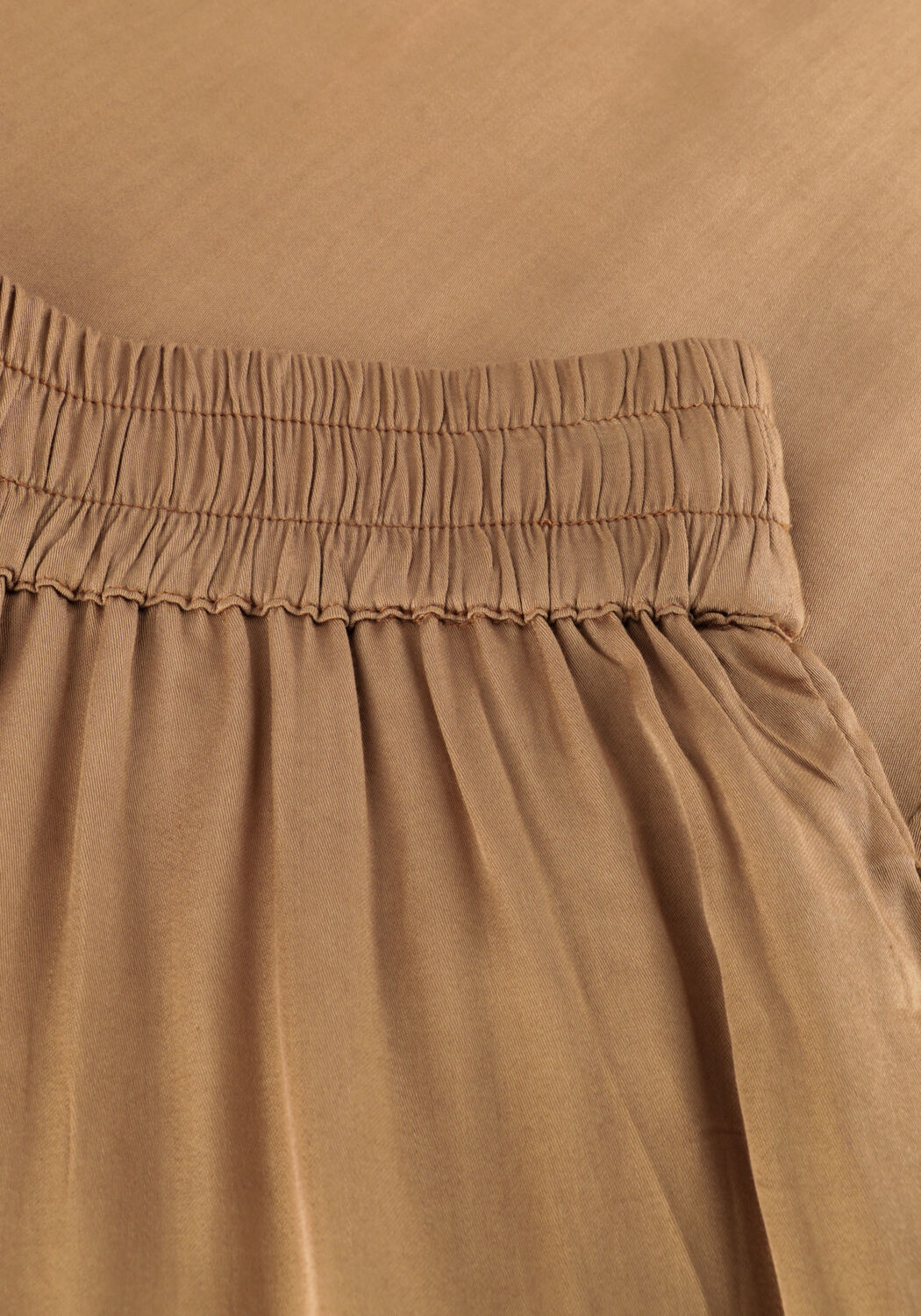 Beige OMODA ATELIER Weite Hose X KAE - large