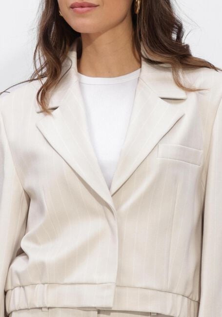 Wei&szlig;e BEAUMONT Blazer DAGMAR BOMBER - large