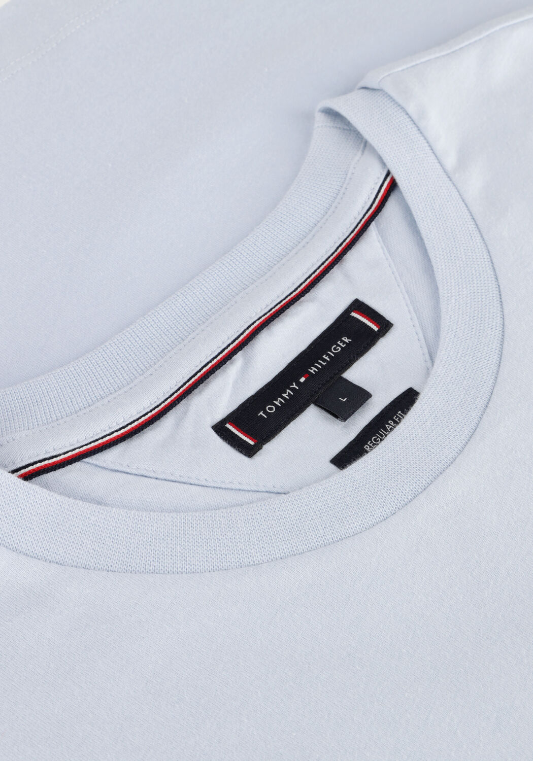 Hellblau TOMMY HILFIGER T-shirt ESS SEASONAL REG FIT SOLID TEE - large