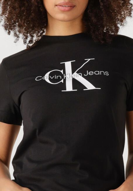 Schwarze CALVIN KLEIN T-shirt CORE MONOGRAM LOGO REGULAR FIT - large