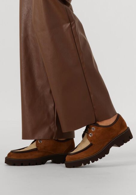 Camelfarbene PERTINI Schnürschuhe 33037 - large