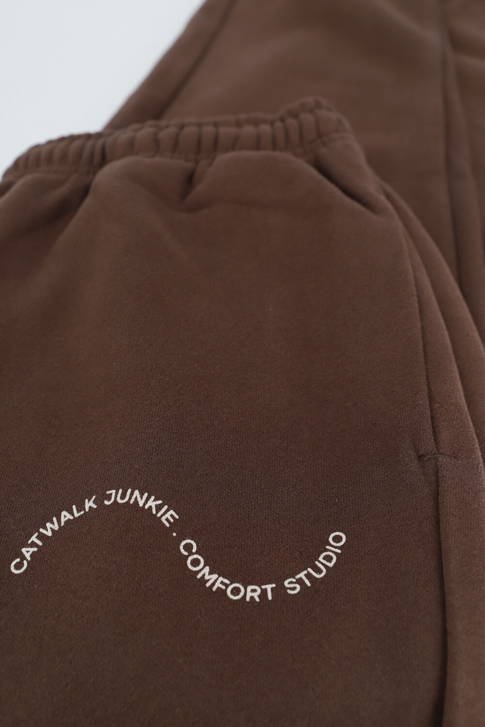 Braune CATWALK JUNKIE Jogginghose TR EASY GOING - large