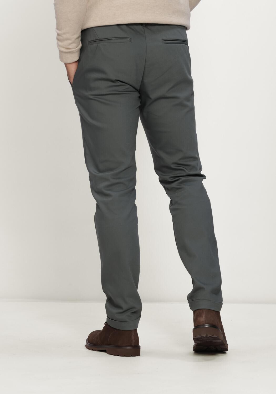 Gr&uuml;ne CAST IRON Chino CYLAS TAPERED CHINO MEGDA POWER - large