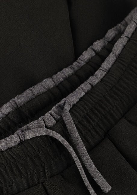 Schwarze NIK & NIK Minirock COMBI SKORT - large