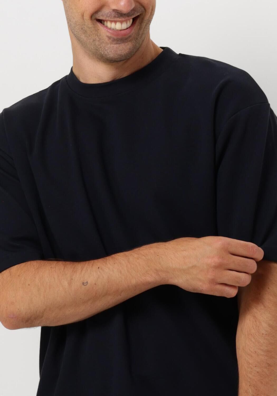 Dunkelblau SELECTED MEN T-shirt SLHLOOSEOSCAR SS O-NECK TEE NOOS - large