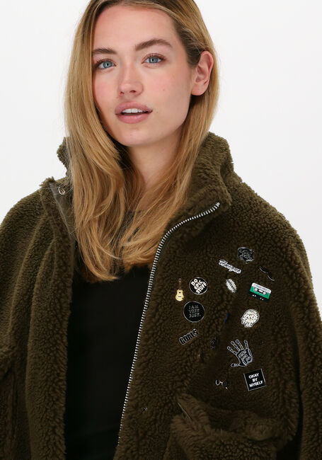 Grüne GOOSECRAFT Teddy-Jacke GC LOLA PINS COAT - large