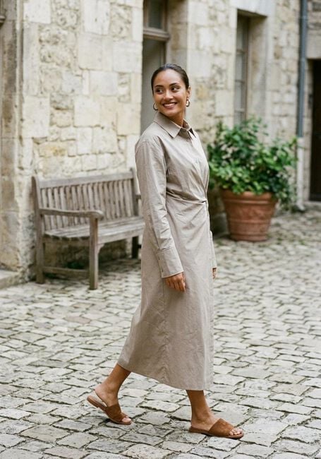 Sand WITHBLACK Midikleid WBLMESA LS MIDI DRESS - large