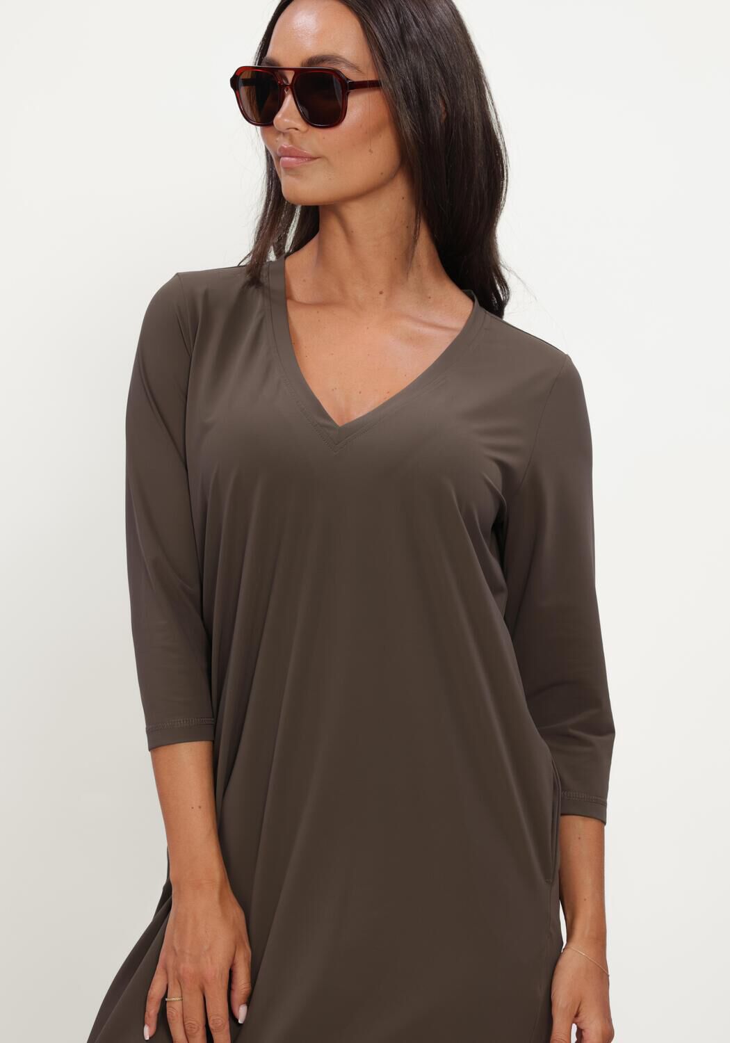 Olive PENN & INK Midikleid W26M-BLAKE - large