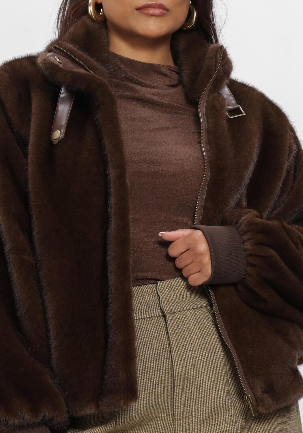 Braune AMAYA AMSTERDAM Fake-Fur-Jack TALA JACKET - large