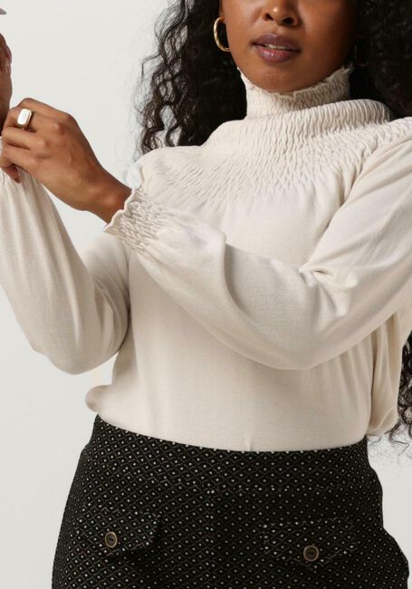 Weiße SUMMUM Tops & T-shirts SMOCKED SWEATER BASIC KNIT - large