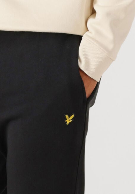 Schwarze LYLE & SCOTT Jogginghose SLIM SWEATPANT - large