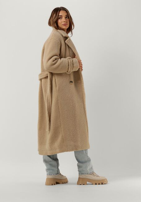 Sand SELECTED FEMME Mäntel BETTY TEDDY COAT - large