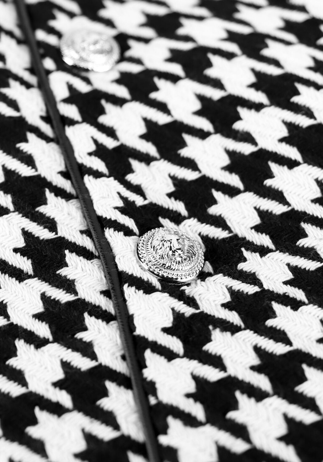 Schwarze COLOURFUL REBEL Hose CASSIDY SHORT - large