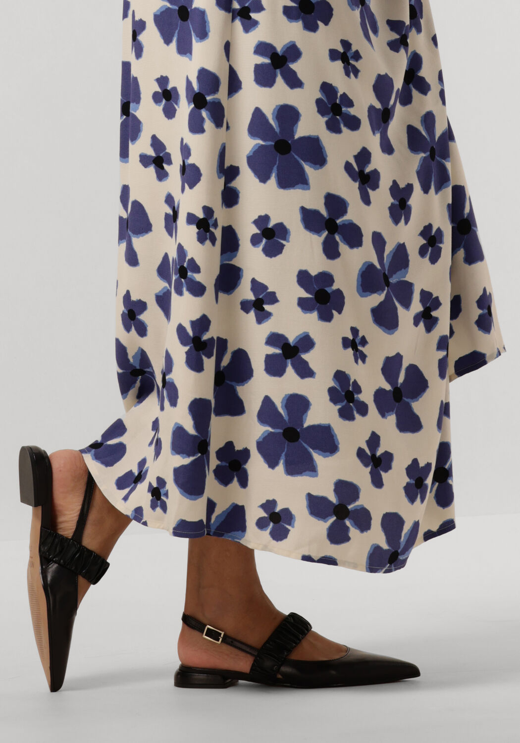 Schwarze NOTRE-V Slingbacks 12237 - large