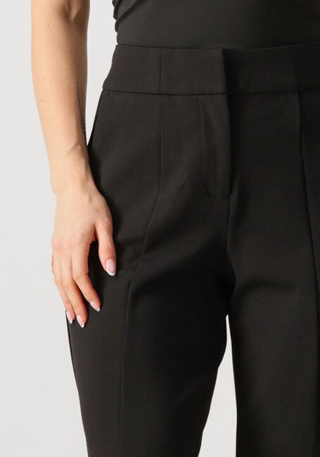 Schwarze Y.A.S. Hose YASFAVO HMW ANKLE PANT - large