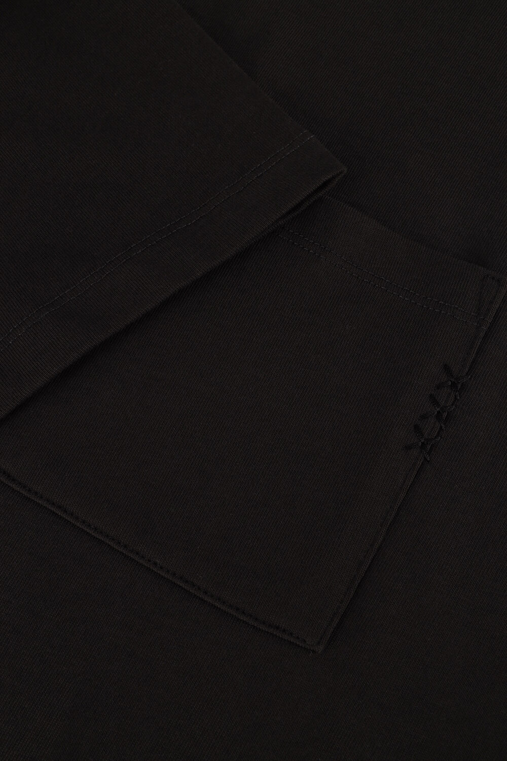 Schwarze SCOTCH & SODA T-shirt 3 CROSSES LOOSE FIT POCKET T-SHIRT - large