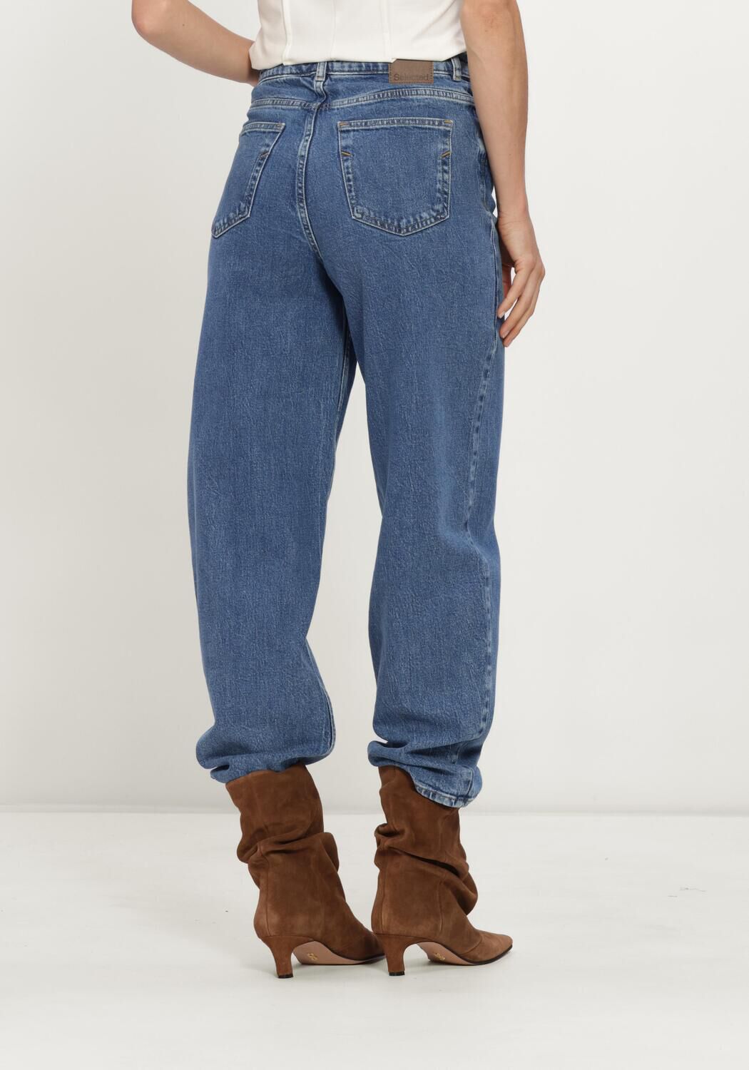 Blaue SELECTED WOMEN Mom jeans SLWBARREL BEA-KORI HW JEANS - large