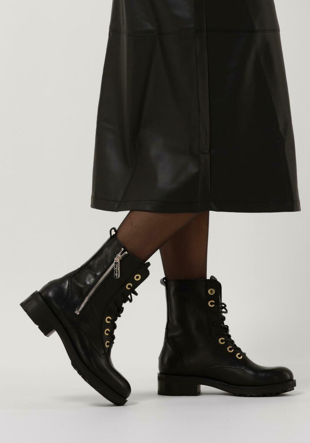 Schwarze TOMMY HILFIGER Schn&uuml;rboots TH ESSENTIALS BIKER BOOT - large