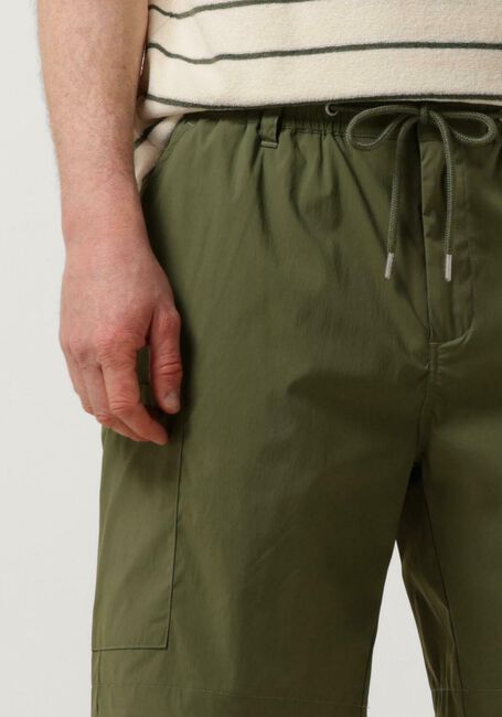 Olive ANERKJENDT Kurze Hose AKLT JAN TEC SHORTS - large