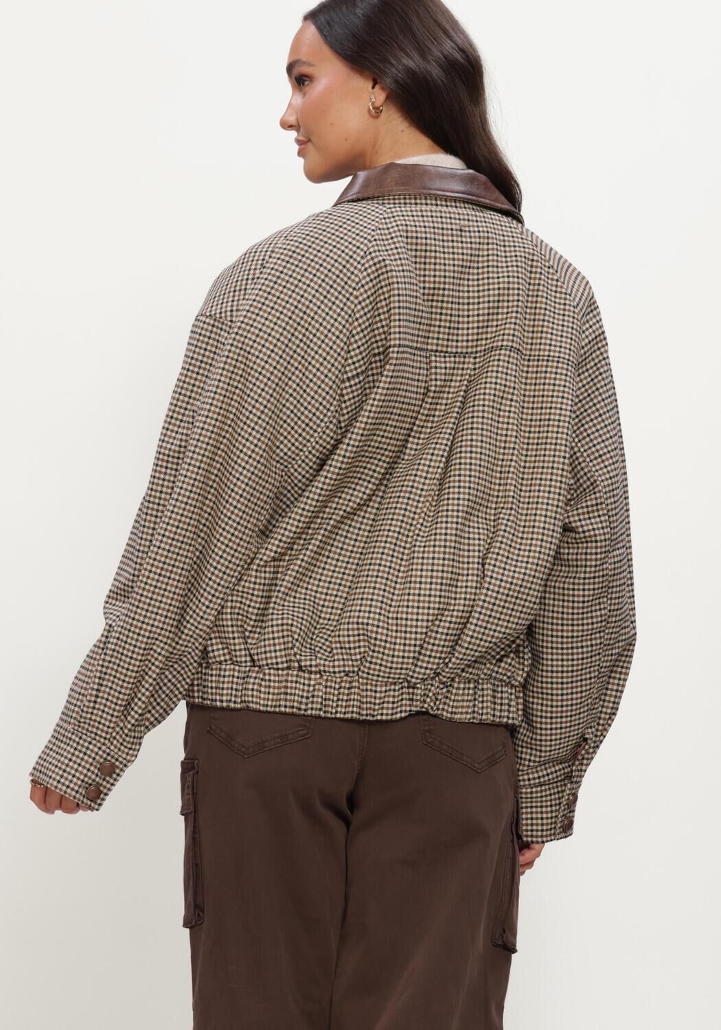 Braune IBANA Jack JUSTA - large