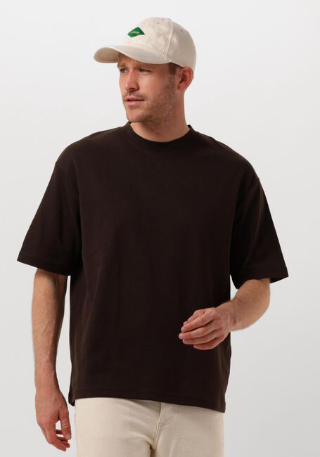 Braune SELECTED HOMME T-shirt SLHLOOSEOSCAR SS O-NECK TEE NOOS - large