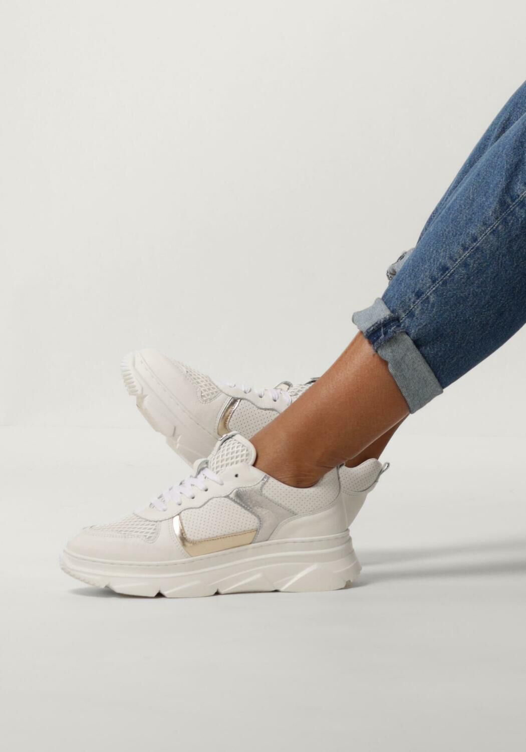 Wei&szlig;e RED-RAG Sneaker Low 71564 - large