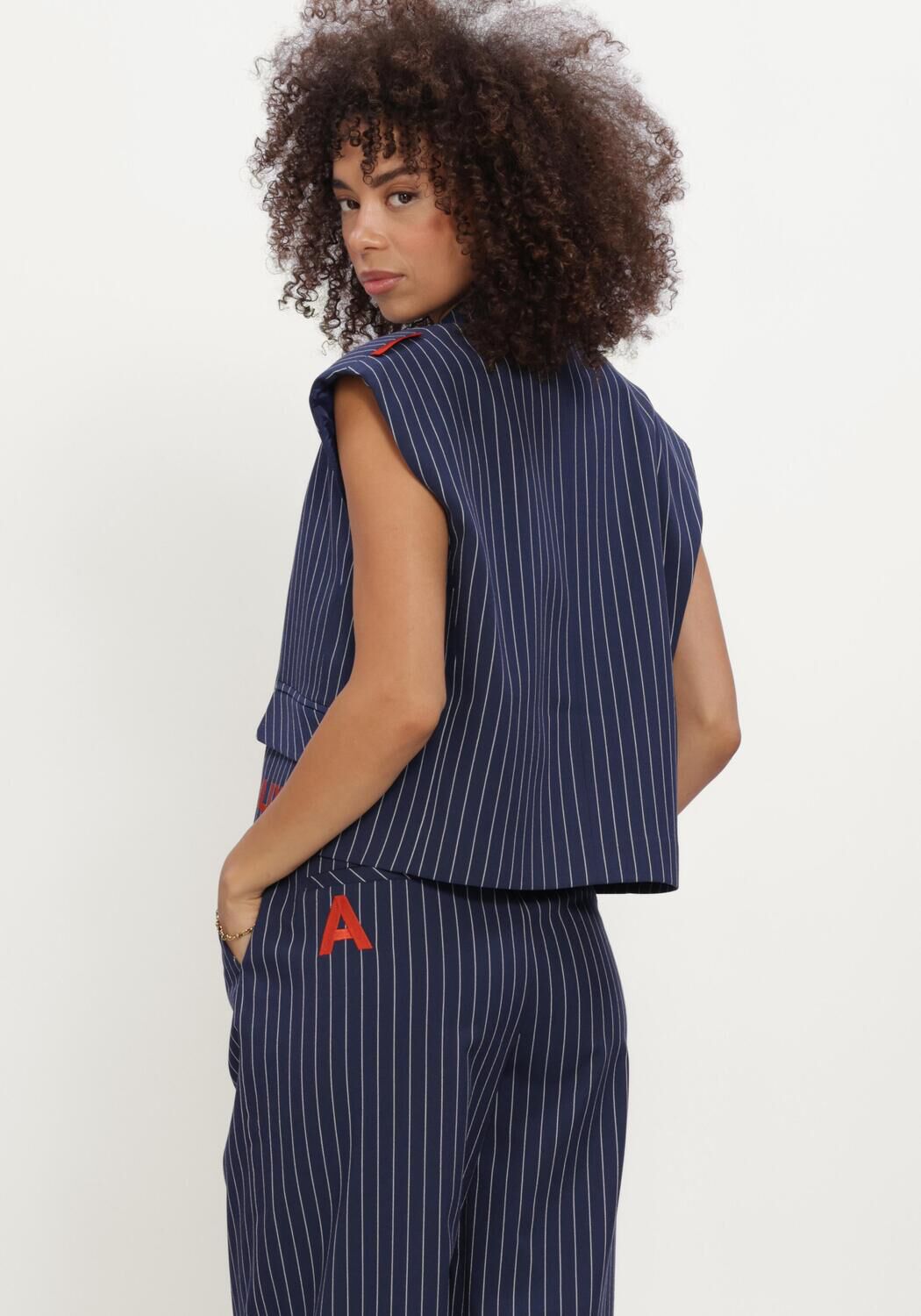 Dunkelblau ALIX THE LABEL Gilet LADIES WOVEN STRIPED WAISTCOAT - large