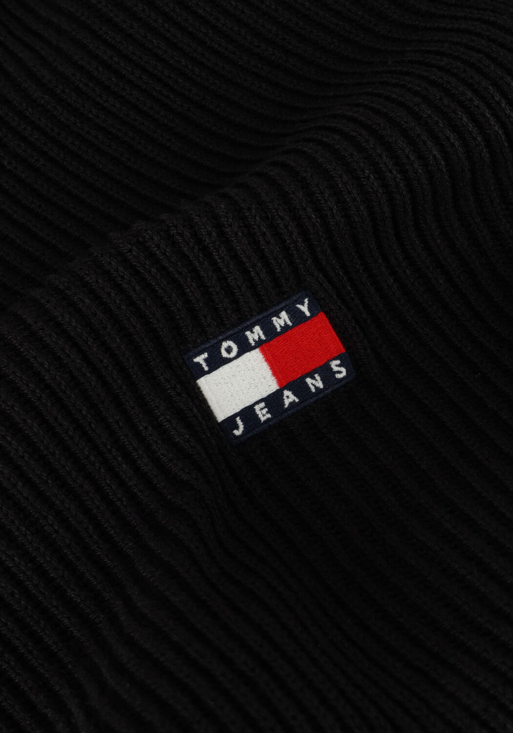 Schwarze TOMMY JEANS Rollkragenpullover TJM SLIM XS BADGE ROLLNECK - large