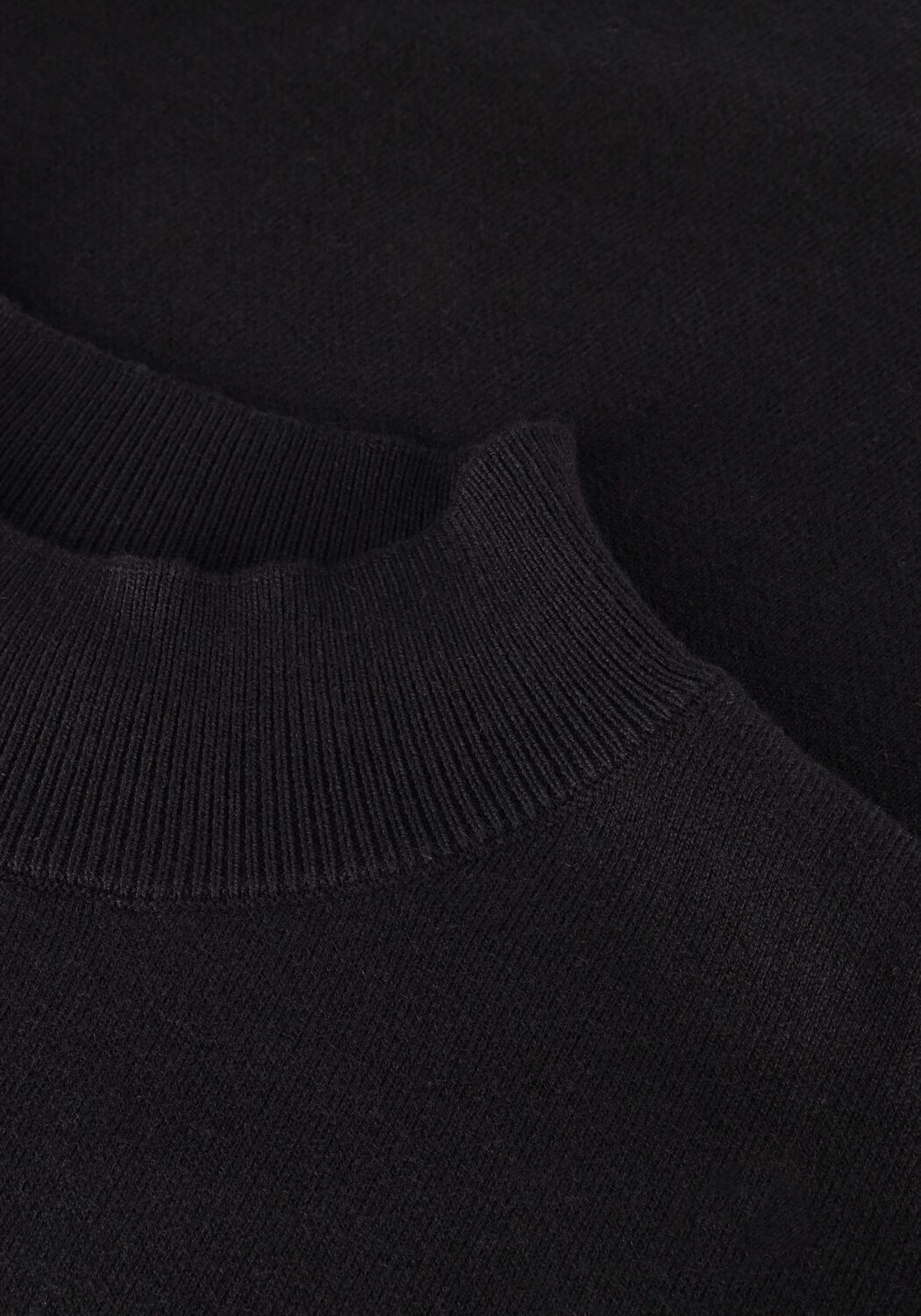 Schwarze KNIT-TED Top YARA - large