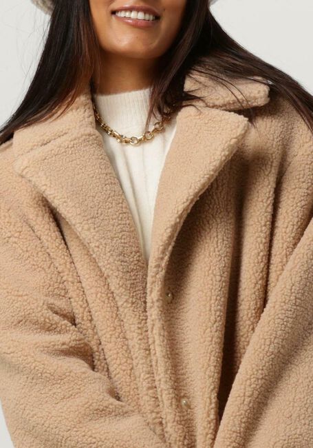 Sand KNIT-TED Teddy-Jacke AIMEE - large