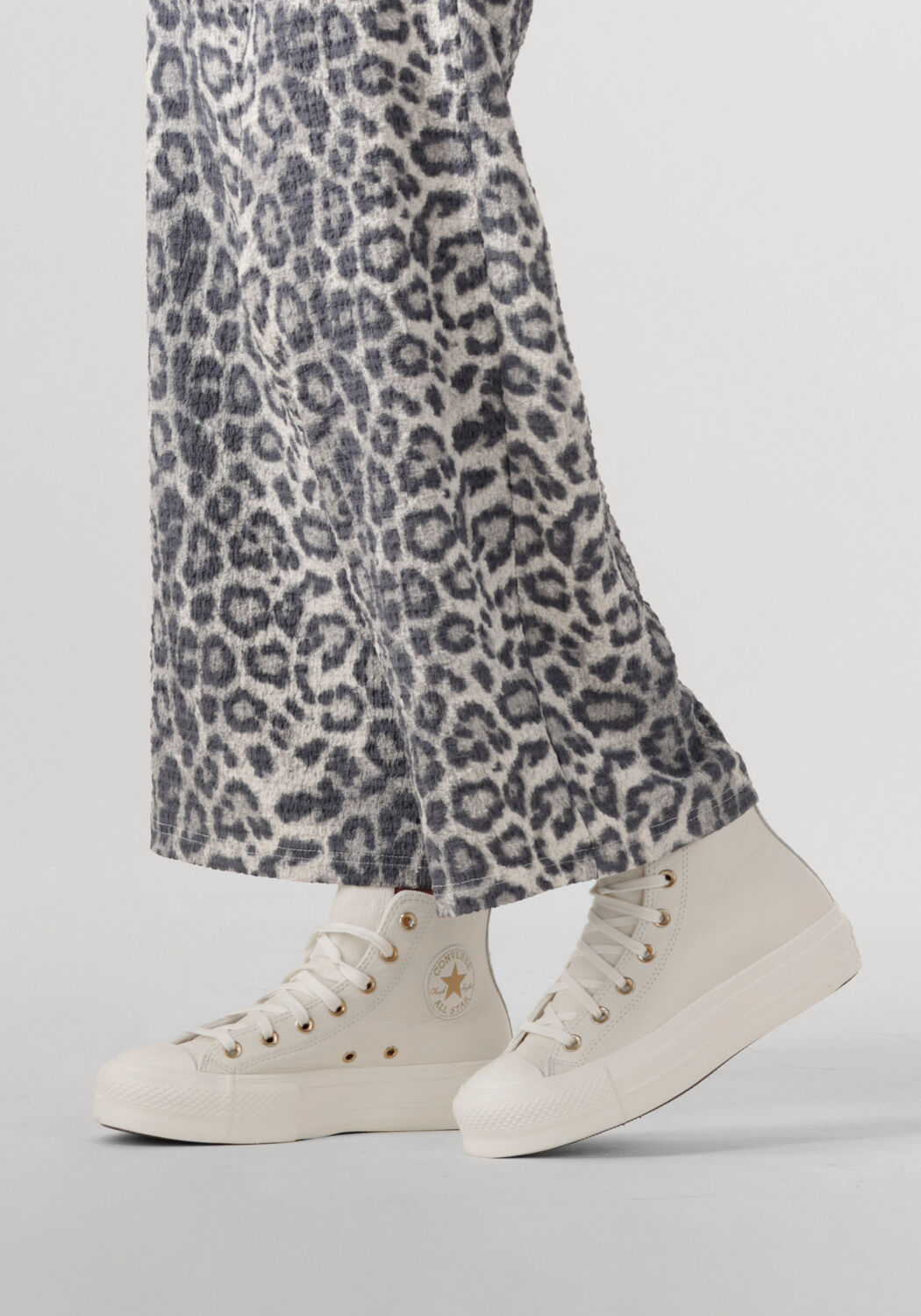 Wei&szlig;e CONVERSE Sneaker High CHUCK TAYLOR ALL STAR LIFT HI - large