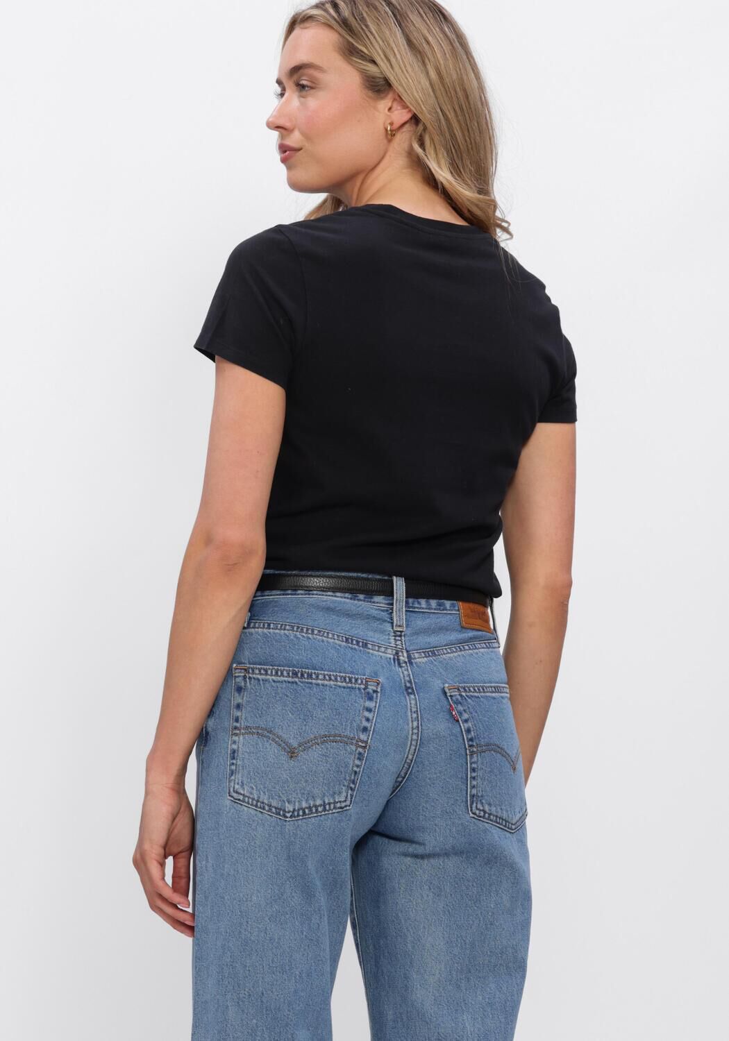 Schwarze LEVI'S T-shirt PERFECT TEE EMILY - large