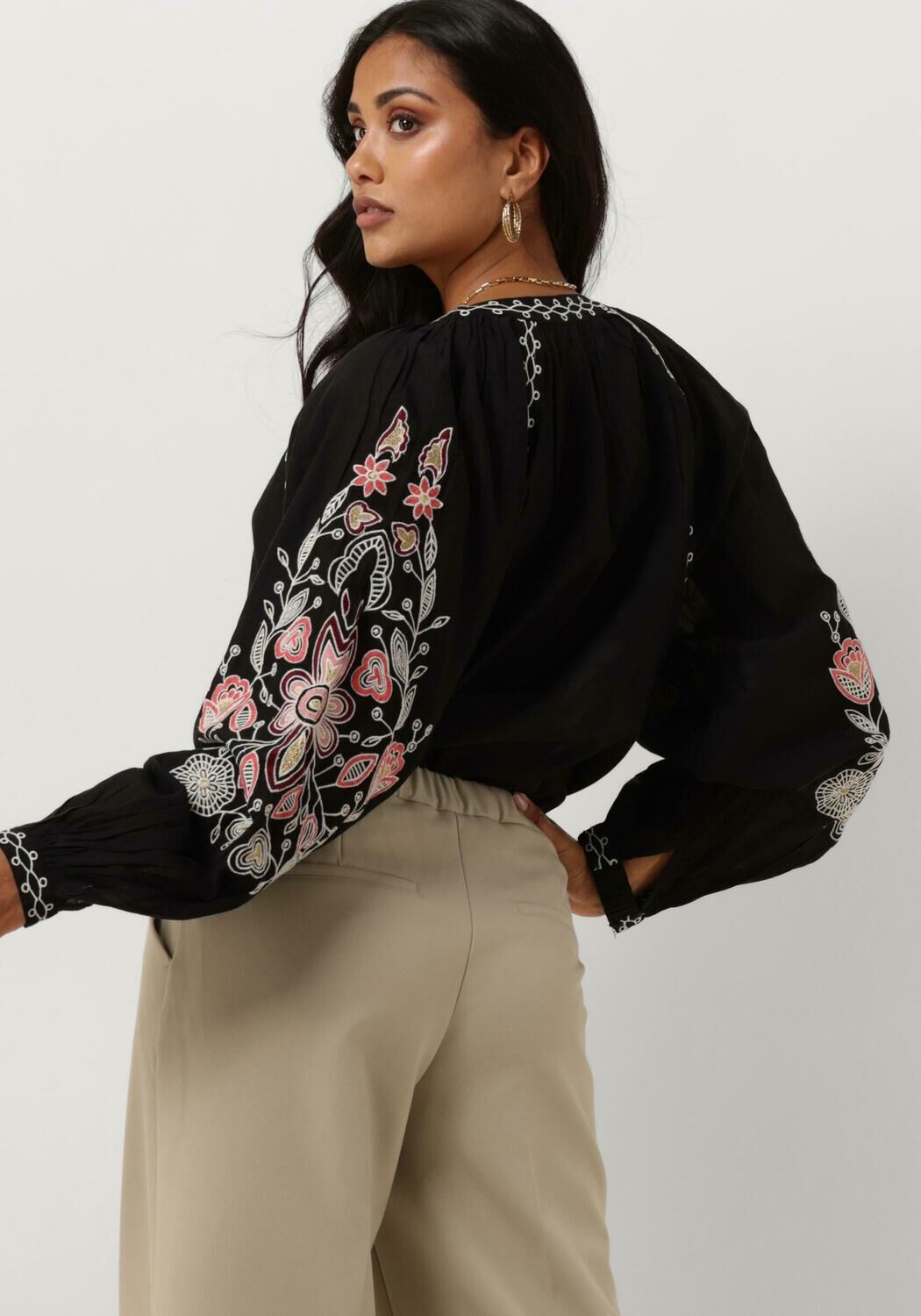 Schwarze SUMMUM Blusen TOP SUSHI VOILE EMBROIDERY - large