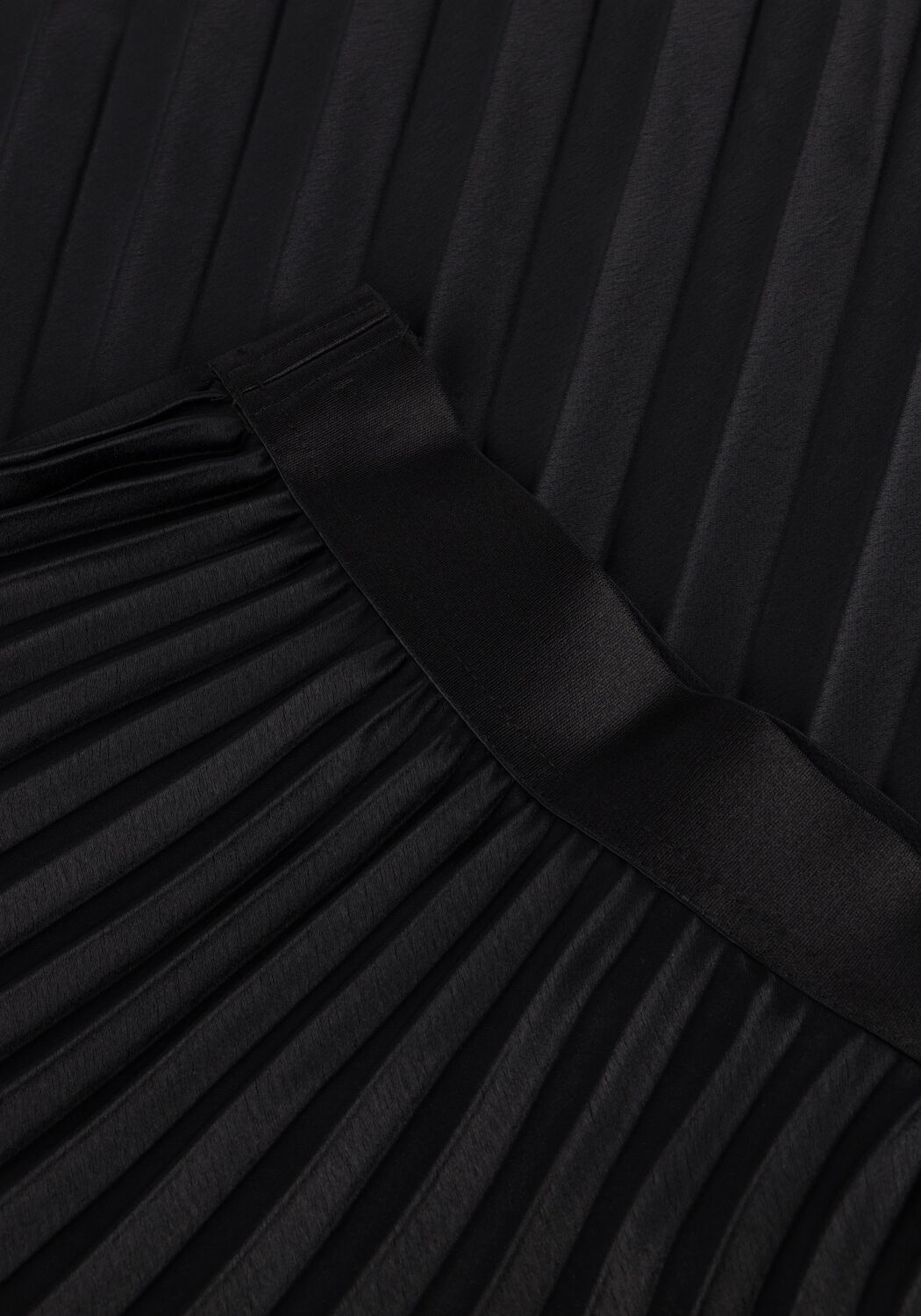 Schwarze Y.A.S. Midirock YASCELINE HW MIDI SKIRT S. - large