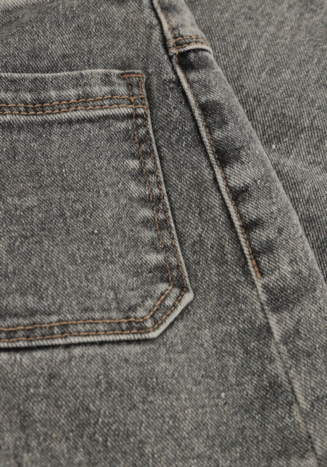 Graue LIL' ATELIER Wide jeans NMFBELLA HW WIDE JEANS - large