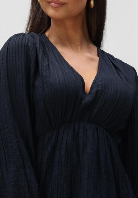 Dunkelblau NEO NOIR Maxikleid SILFI CREPE DRESS - large