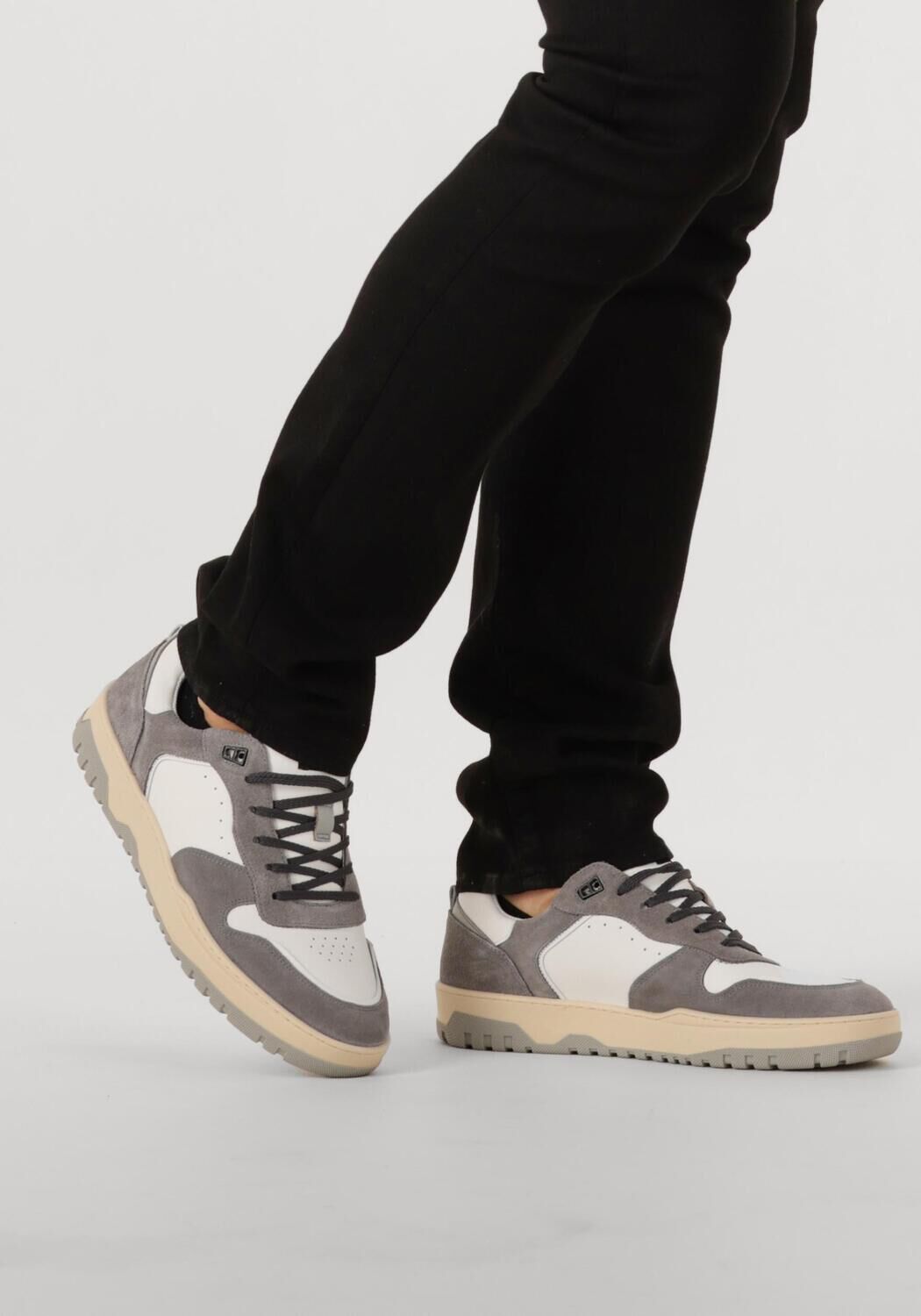 Wei&szlig;e GENTI Sneaker Low FURY - large